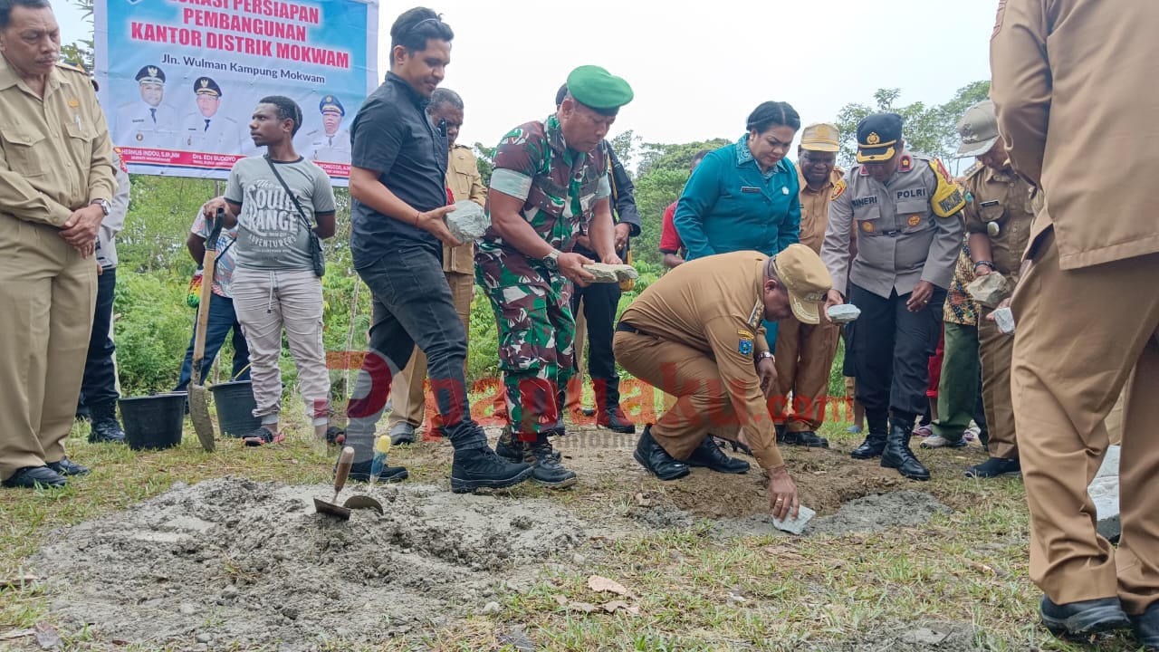 Bupati Manokwari Kunjungan Ke Distrik Pemekaran Papuaku