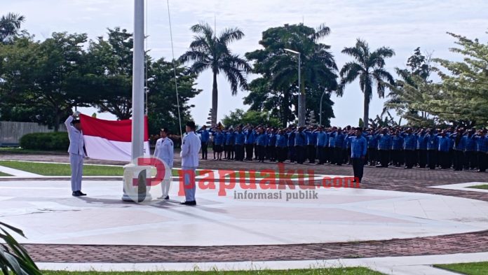 Pemerintah Papua Barat melaksanakan Upacara Hari Kebangkitan Nasional, Senin (22/5/2023). Foto : papuaku.com